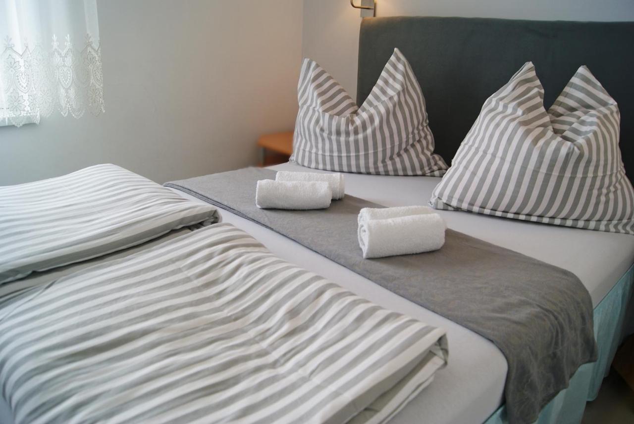 Iwona Pokoje Apartamenty Karwia Ngoại thất bức ảnh