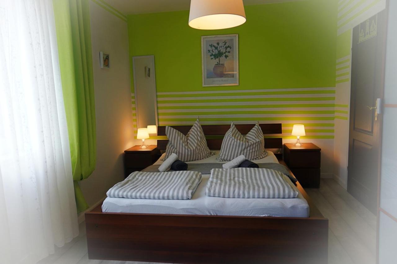 Iwona Pokoje Apartamenty Karwia Ngoại thất bức ảnh
