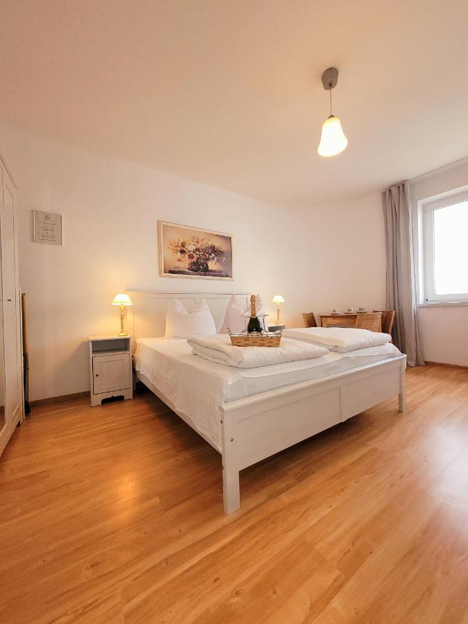 Iwona Pokoje Apartamenty Karwia Ngoại thất bức ảnh