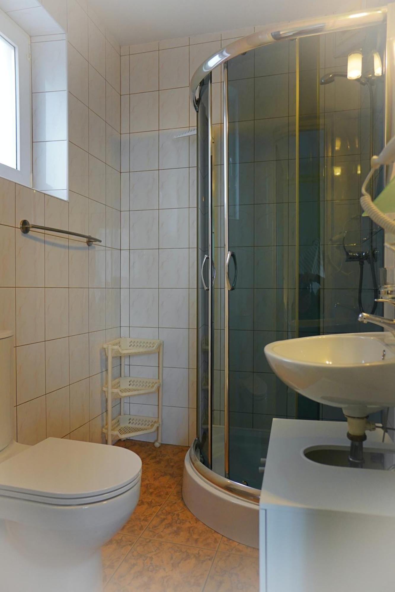 Iwona Pokoje Apartamenty Karwia Phòng bức ảnh
